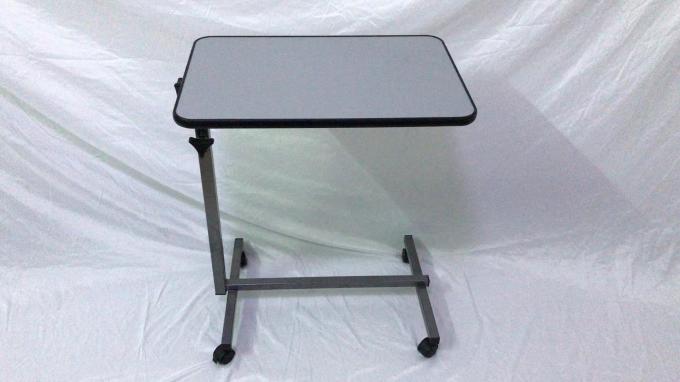 Bệnh nhân nằm quá giường 700mmx1010mm Bàn khay giường bệnh viện có bánh xe 0