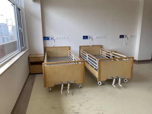 Đầu giường bằng gỗ 700mm Điện 3 chức năng Giường chăm sóc tại nhà Giường điều dưỡng