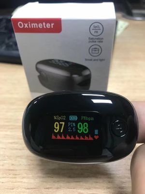 Sử dụng y tế Máy đo oxy đầu ngón tay TFT Thiết bị y tế Tiêu hao