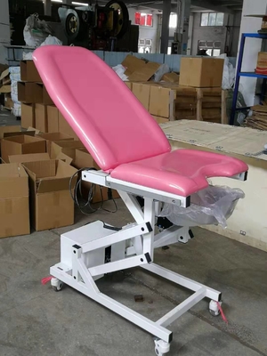 Bàn Khám Phụ Khoa Kim Loại Màu Hồng Có Bánh Mâm 5 Inch