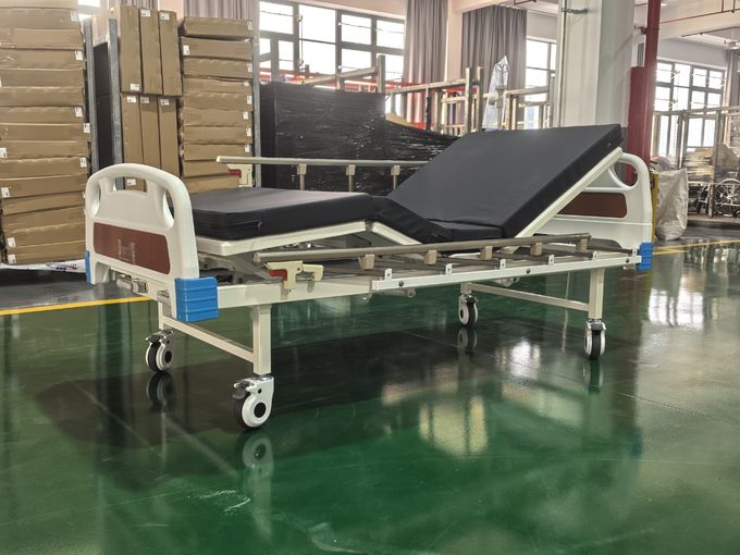 Hai chức năng bàn bệnh viện giường với khung thép cán lạnh 0